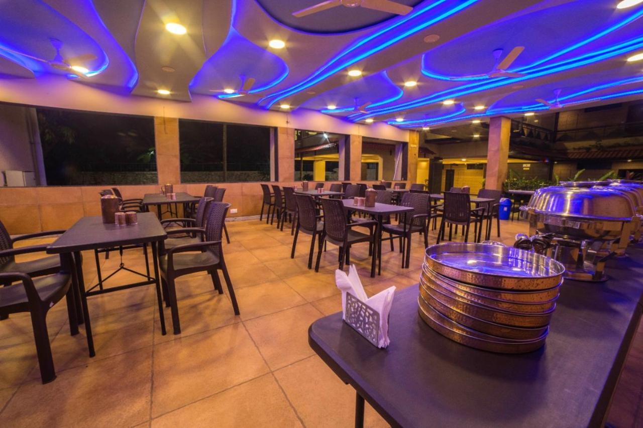 Отель Amansaraa Bhide Retreat Kihim Экстерьер фото