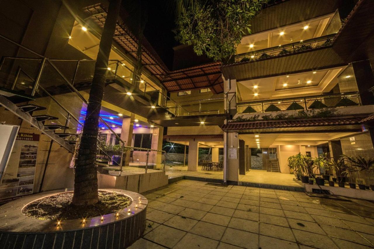Отель Amansaraa Bhide Retreat Kihim Экстерьер фото